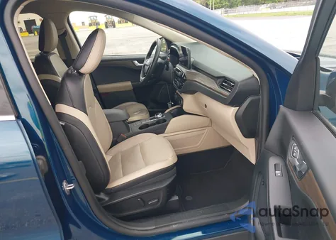 2020 Ford Escape Titanium Hybrid from USA, damaged, VIN 1FMCU0DZ8LUB38646